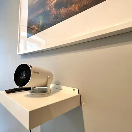 Cinema With A View Of Old Town *