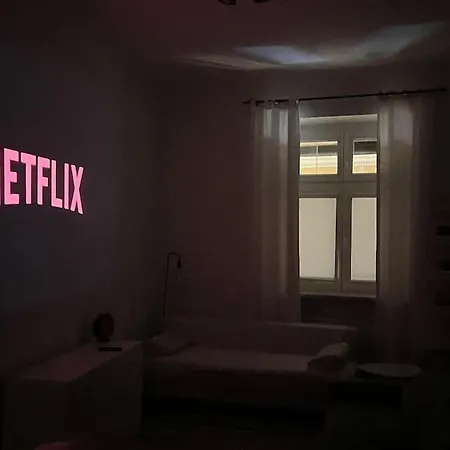 Apartment Cinema With A View Of Old Town Krakow