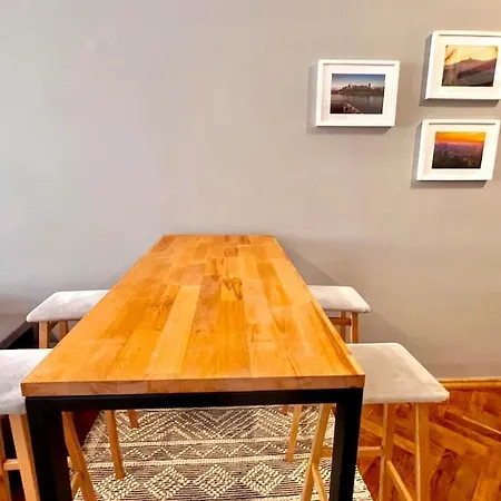 Cinema With A View Of Old Town Cracóvia