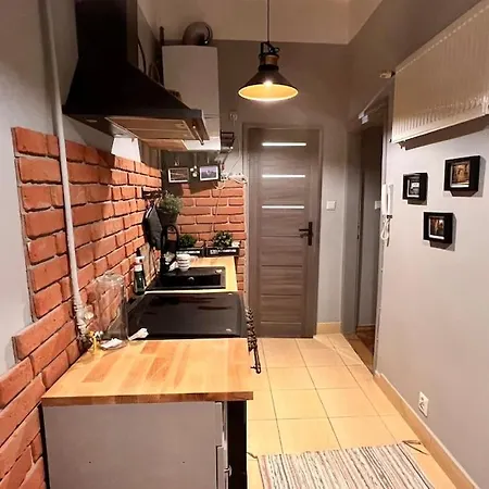 Apartment Cinema With A View Of Old Town