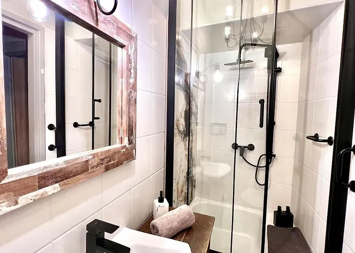 Cinema With A View Of Old Town Lägenhet *