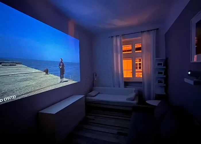 Cinema With A View Of Old Town Lägenhet Kraków